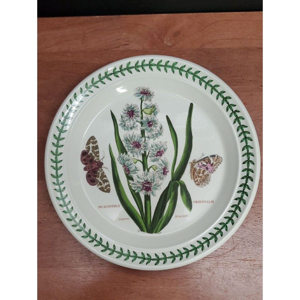 The Botanic Garden 8.5" Eastern Hyacinth Salad Plate